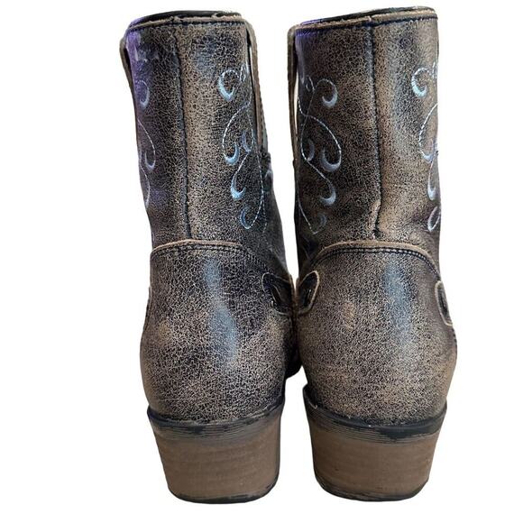 Sterling River women’s embroidered distressed leather western ankle boots size 7 - Picture 8 of 13